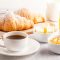 Brötchen und Kaffee – die ersten Genussmomente des Tages