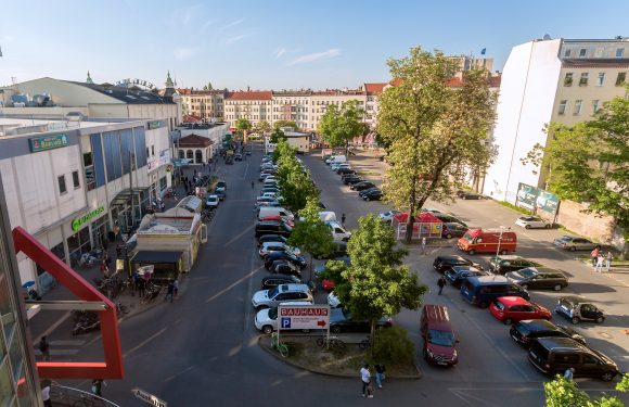 Kunden parken 1 Stunde kostenfrei