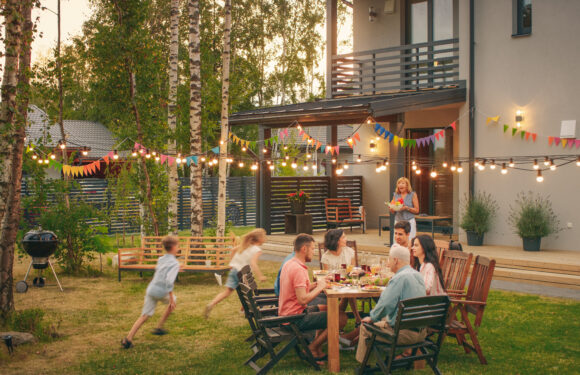 Maifeste & Gartenpartys – Zeit für coole Drinks und gute Laune! Maifeste & Gartenpartys – Zeit für coole Drinks und gute Laune!