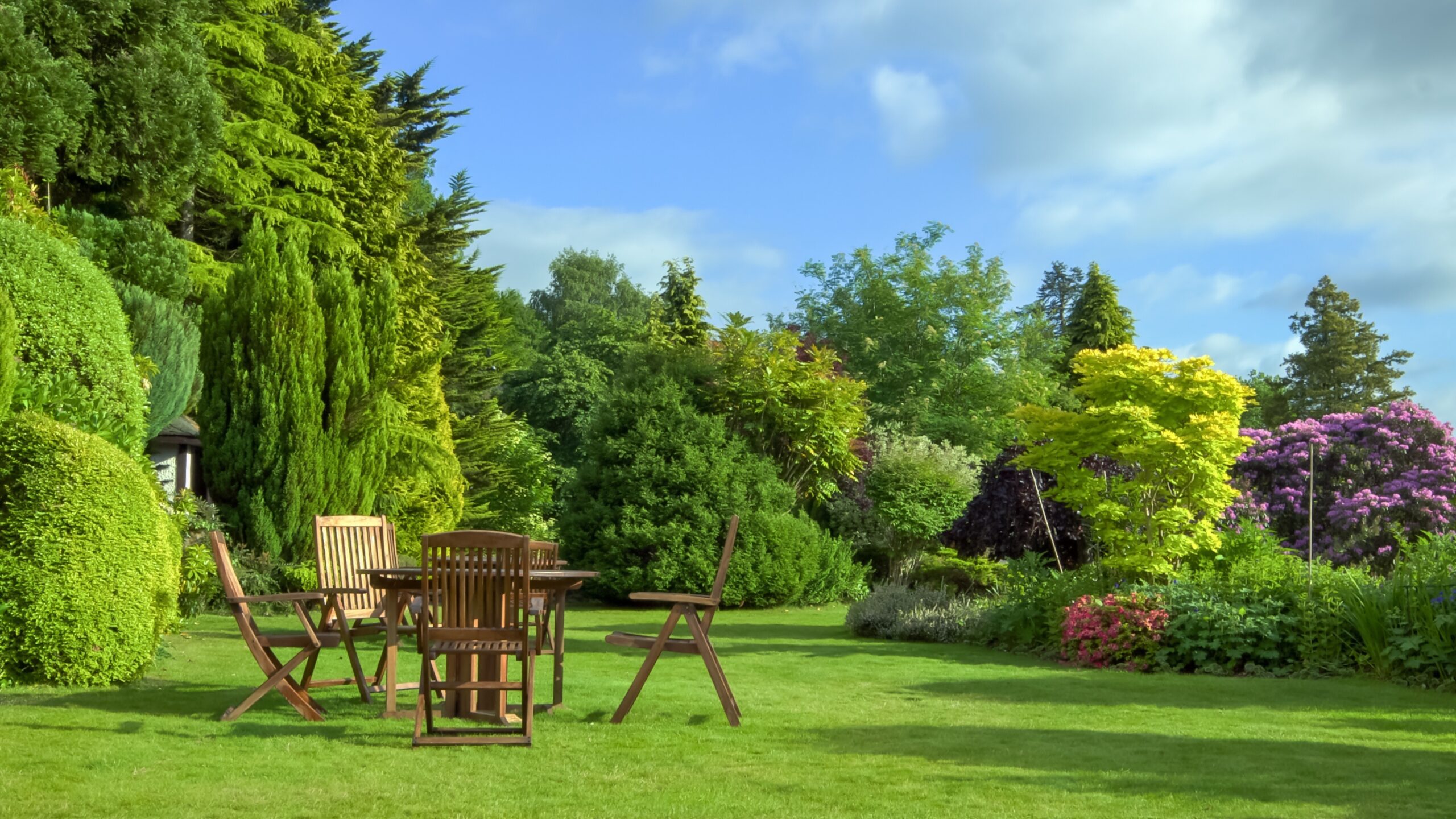 Aus dem Garten wird ein zweites Wohnzimmer Aus dem Garten wird ein zweites Wohnzimmer